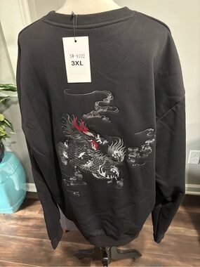 Niepce Men's Black Crewneck Sweater with Embroidered Dragon New